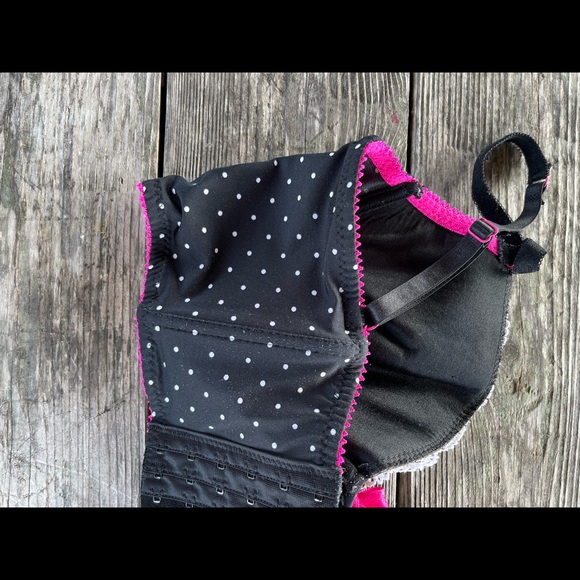 BLACK FUSHIA BLACK WHITE LACE PUSH UP BRA, adjustable straps 36C - Picture 5 of 6